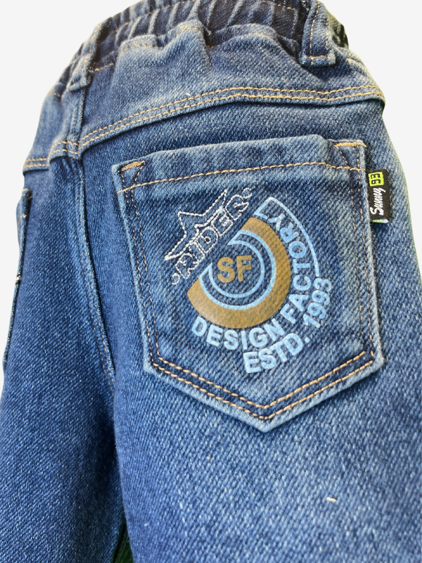 Boys' dark blue wash straight-leg denim jeans, featuring a gathered elastic waistband and a khaki web belt with a silver buckle.
Export to Sheets