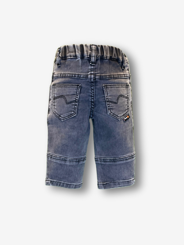 Boys' solid medium grey knit jogger pants with an elastic waist, light grey drawstring, and cuffed hems.
Export to Sheets