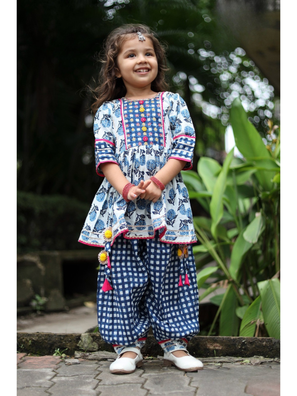 Girls Traditional 3/4th Sleeves Patiala Set - Blue