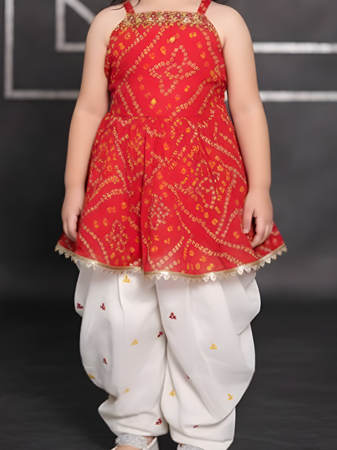 Girls Traditional Sleeves Less Patiala Set - Red