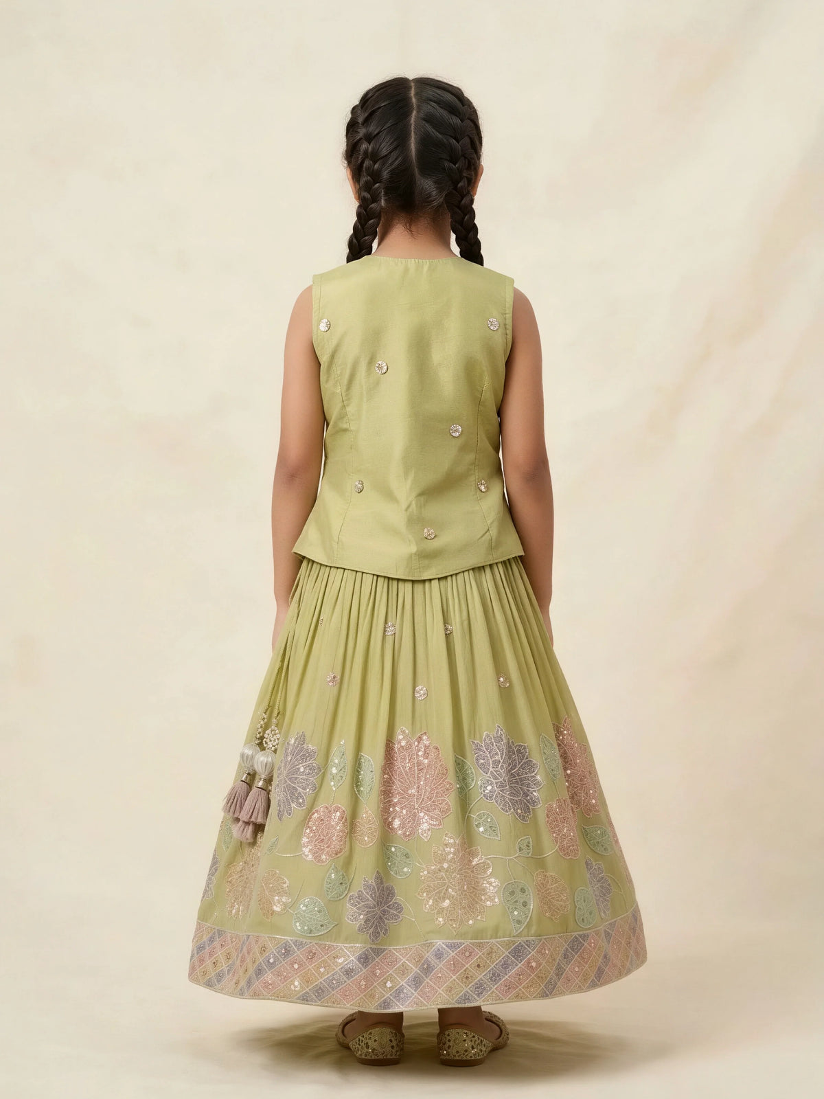 Girls Green Embellished Choli Set.
