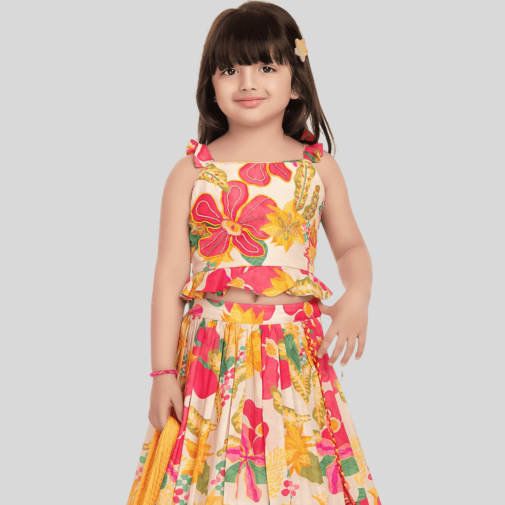 Girls Traditional Sleeves Less Long Choli - Cream