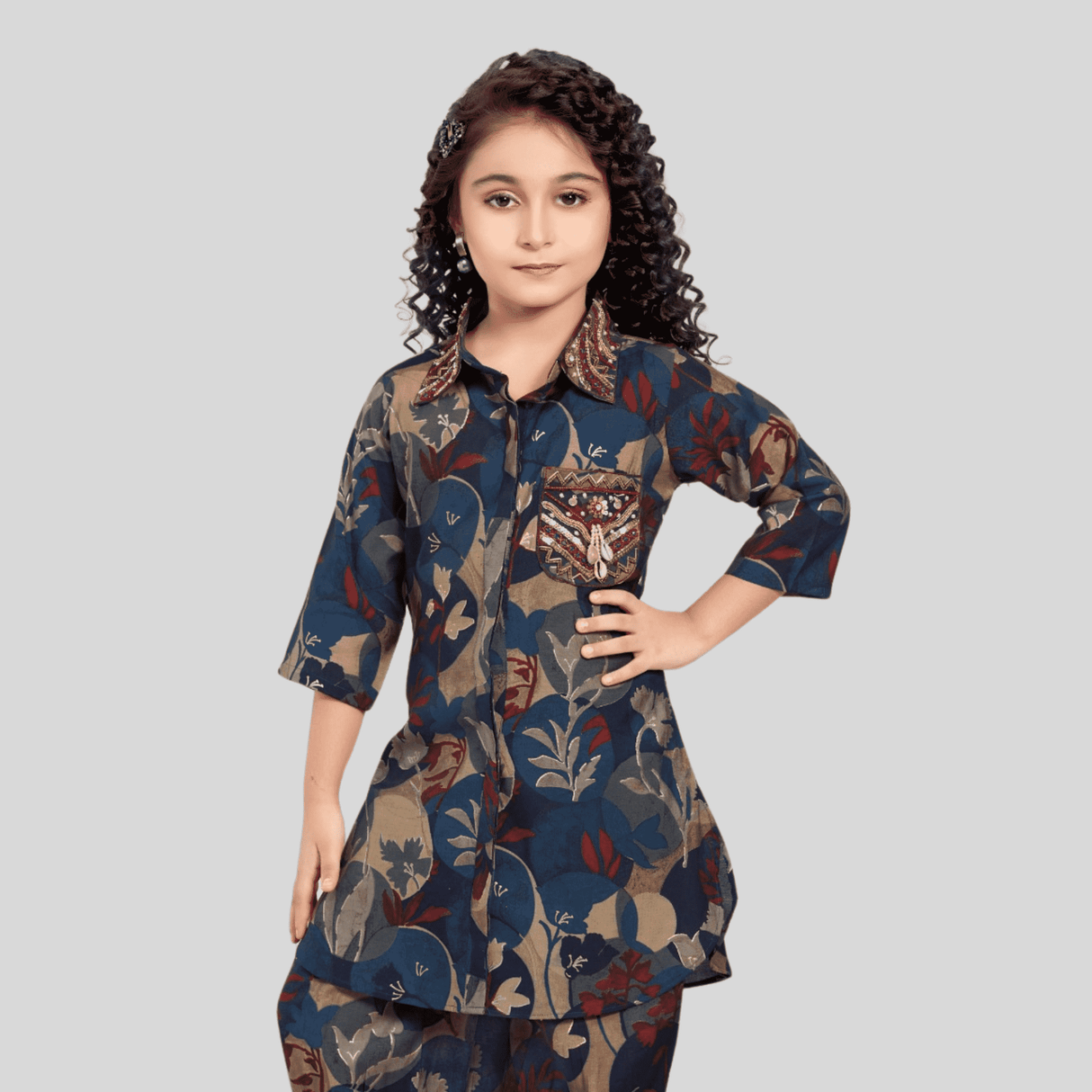 Girls Traditional 3/4th Sleeves Patiala Set - Blue