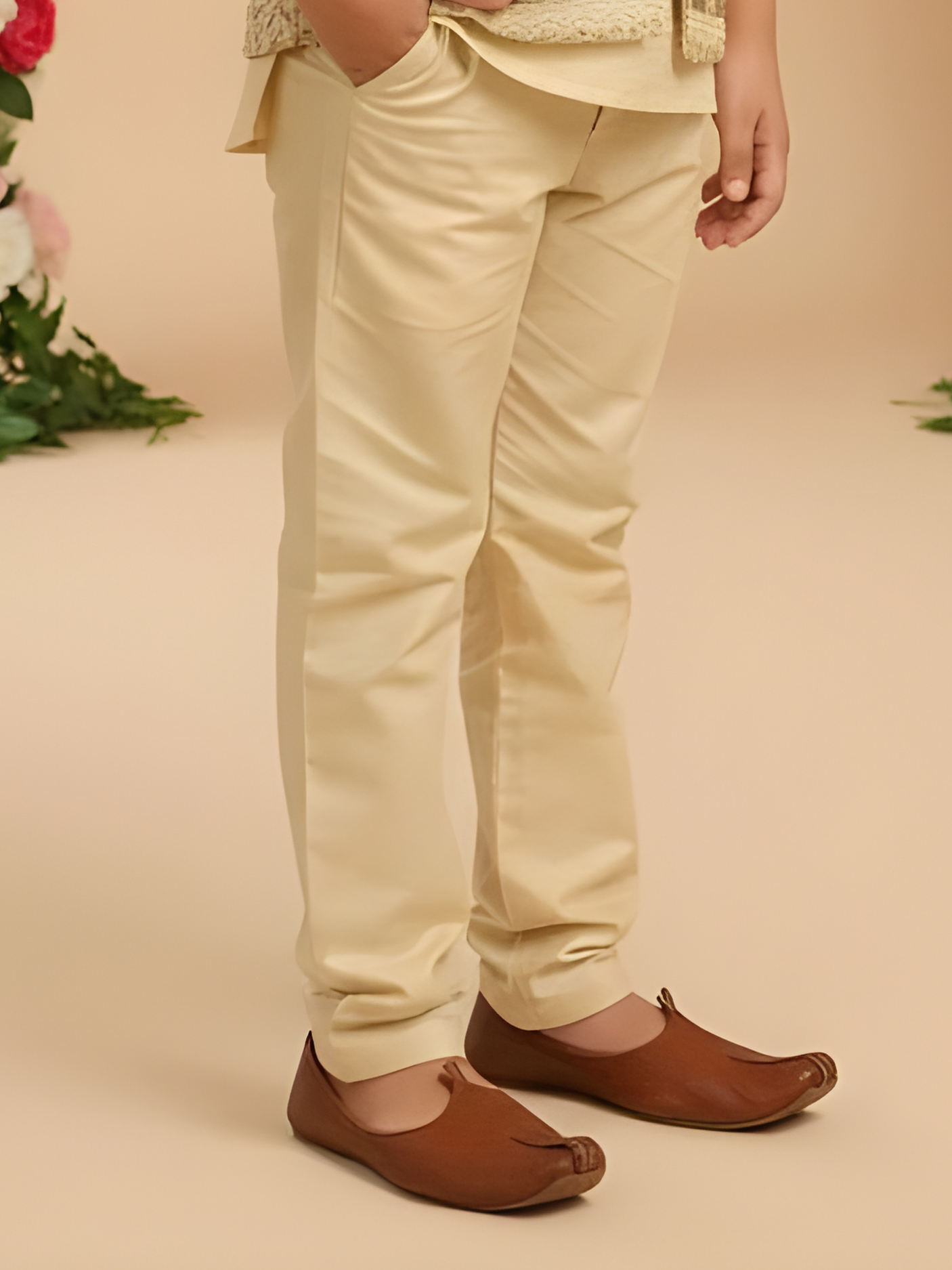 Boys Traditional Self Design Chuddidar Kurta with Koti - Cream