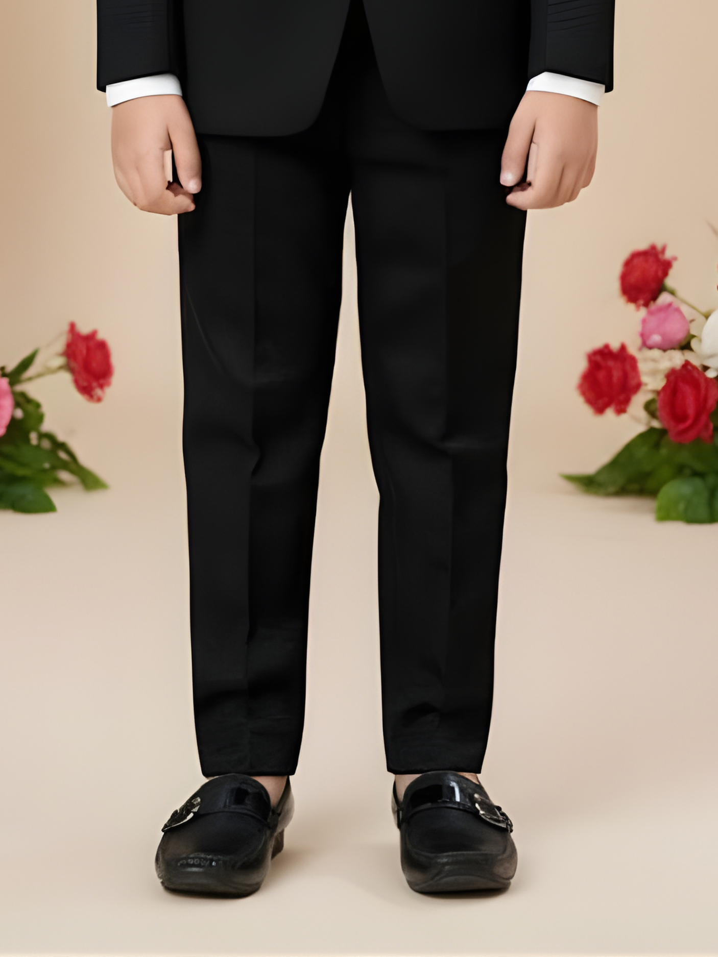 Boys' Black Textured 3-Piece Tuxedo Suit Set with Bow Tie