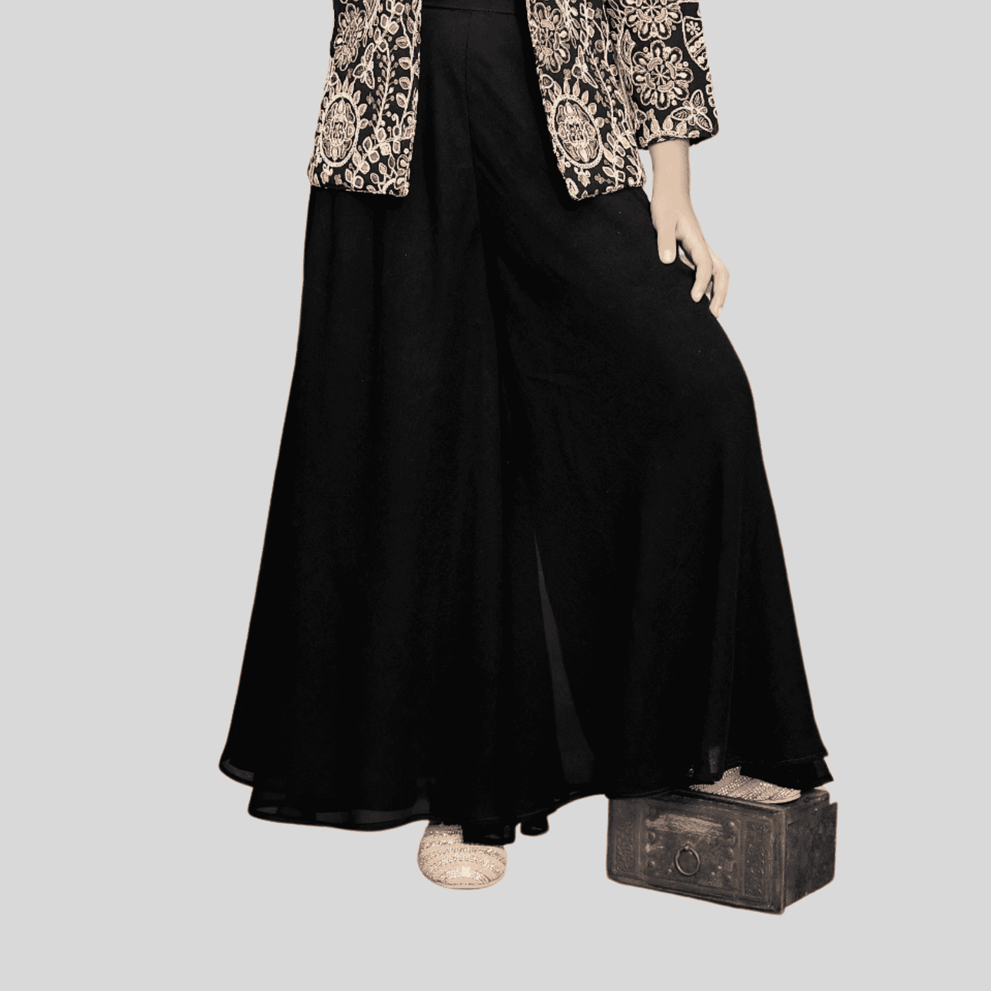 Girls Traditional 3/4th Sleeves Plazo Set - Black