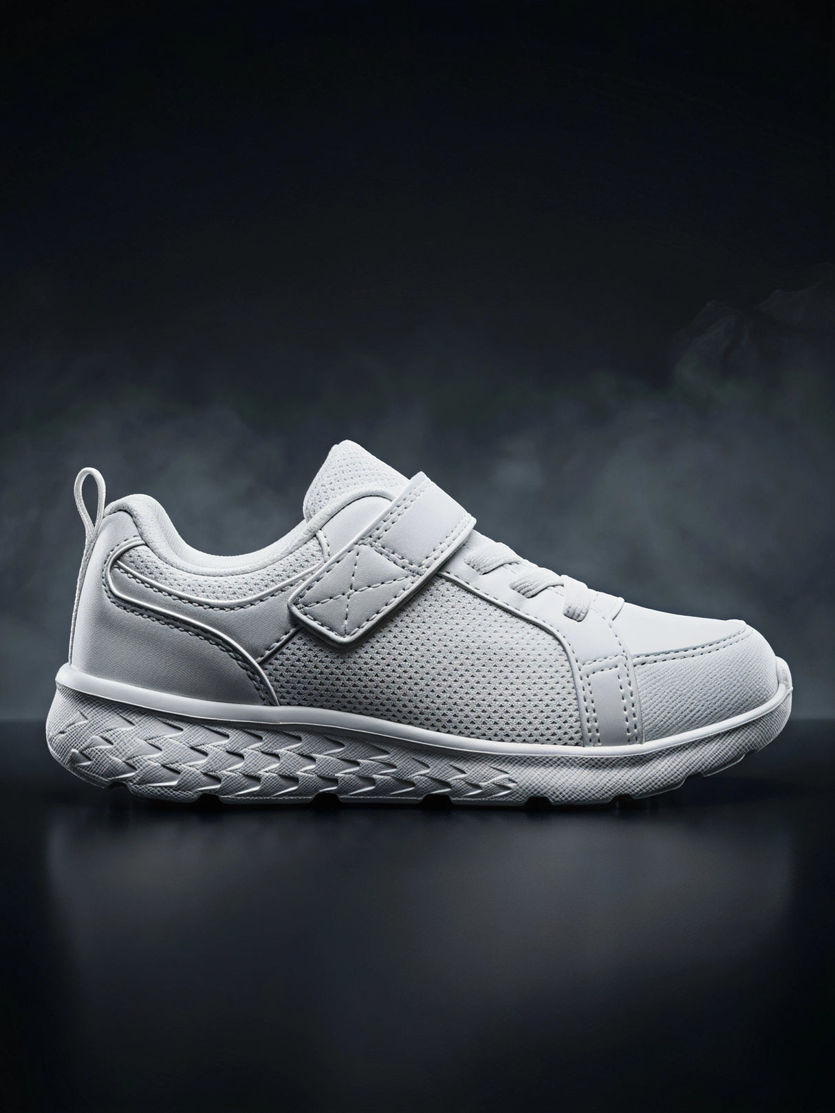 Skechers Unisex White Velcro School Shoes.