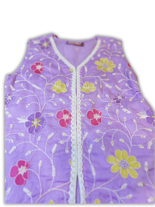 Girls' Purple Floral Embroidered Kurta Set