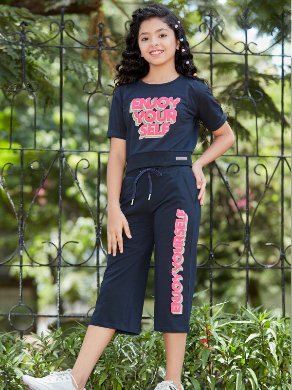 Girls Casual Printed Half Sleeves Capri Set - Navy Blue