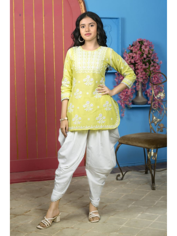 Girls Traditional 3/4th Sleeves Patiala Set - Green
