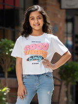 Girls' Casual White Graphic Print Crop Top with "Good Vibes Only" Typography