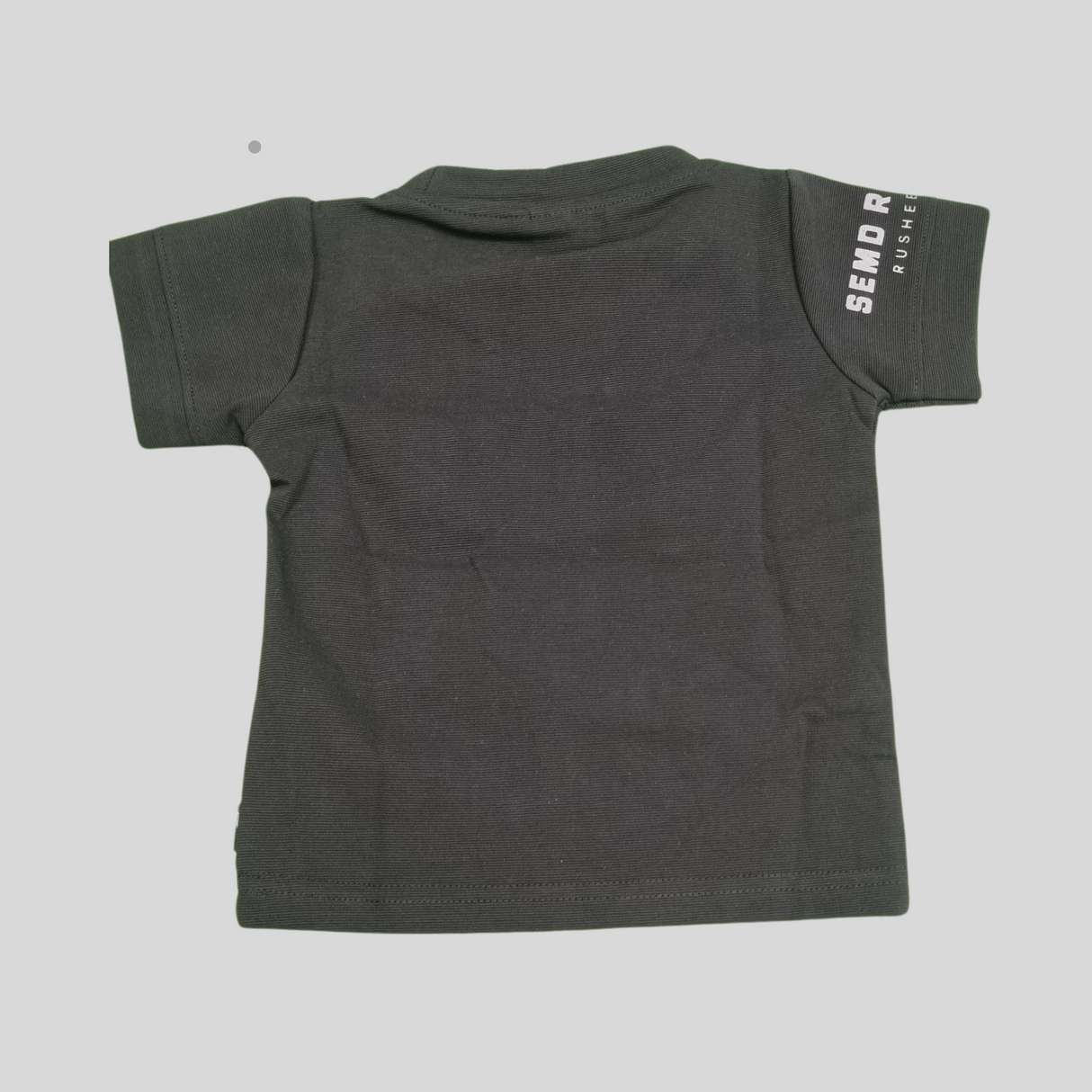 Stylish Boys' T-Shirt with Utility Pocket & Patch Details – Trendy & Functional
