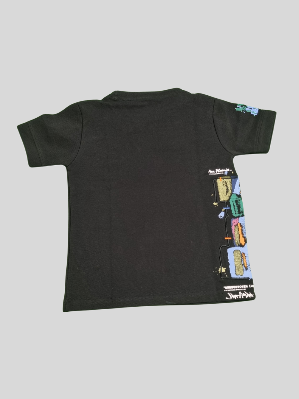 Black Graphic T-Shirt – Colorful Abstract Art & 'Rapid Force' Print - Black