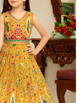 Girls' Halter Neck Red Ruffled Lehenga Set