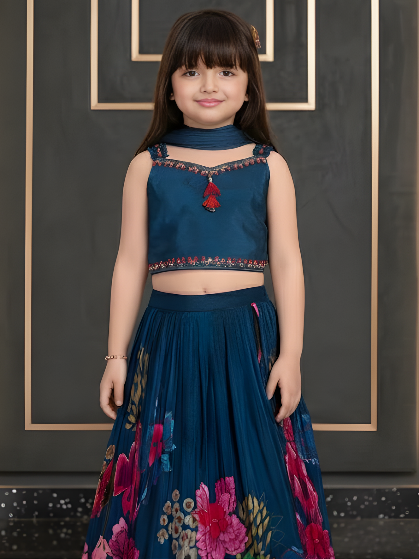 Girls Traditional Sleeves Less Long Choli - Blue