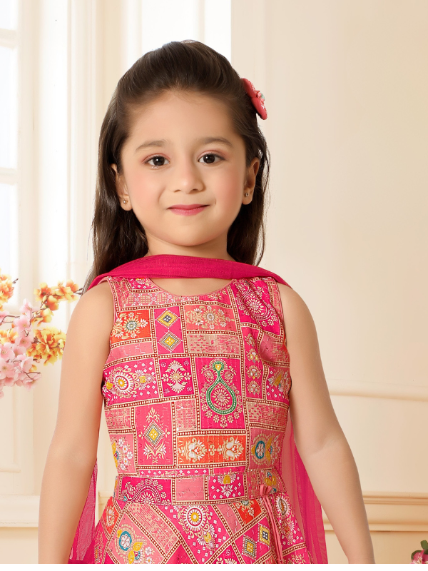 Girls Traditional Sleeves Less Short Choli - Pink