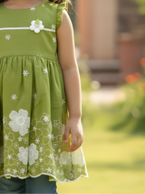 Girls' Casual Light Green Cotton Frock with White Embroidery