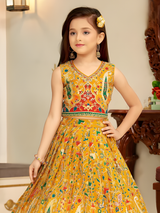 Girls' Halter Neck Red Ruffled Lehenga Set