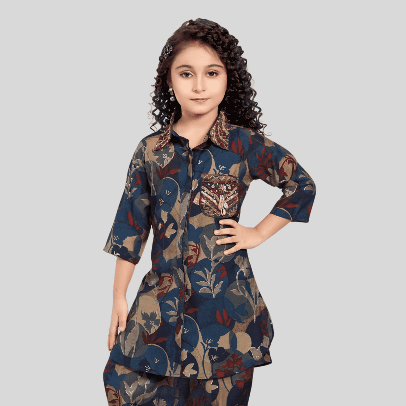 Girls Traditional 3/4th Sleeves Patiala Set - Blue