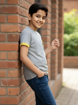 Kids' 'Unexpected Rise' Pocket Graphic T-Shirt - Speckled Gray Tee.