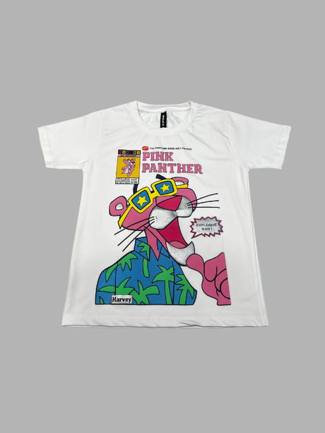 White short-sleeve kids' T-shirt with a retro Pink Panther graphic print wearing yellow sunglasses and a blue Hawaiian shirt. The comic-style design includes the title "PINK PANTHER" and "THE PANTHER GOES HOLLYWOOD!".