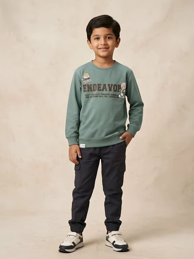 Boys green graphic printed full sleeve sweatshirt T-Shirt with round neck.