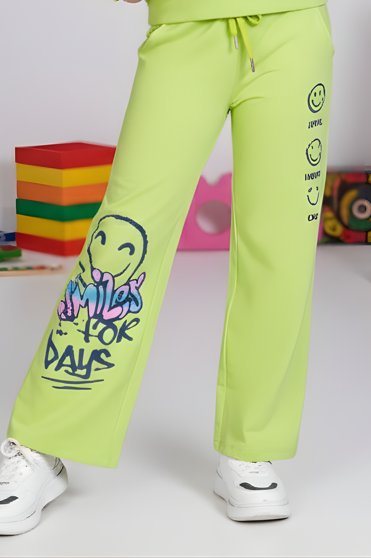 Girls' Casual Neon Lime Green Graphic Print Sweatshirt and Wide-Leg Track Pant Set