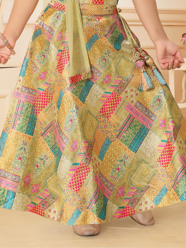 Girls Traditional Sleeves Less Short Choli - P.Green