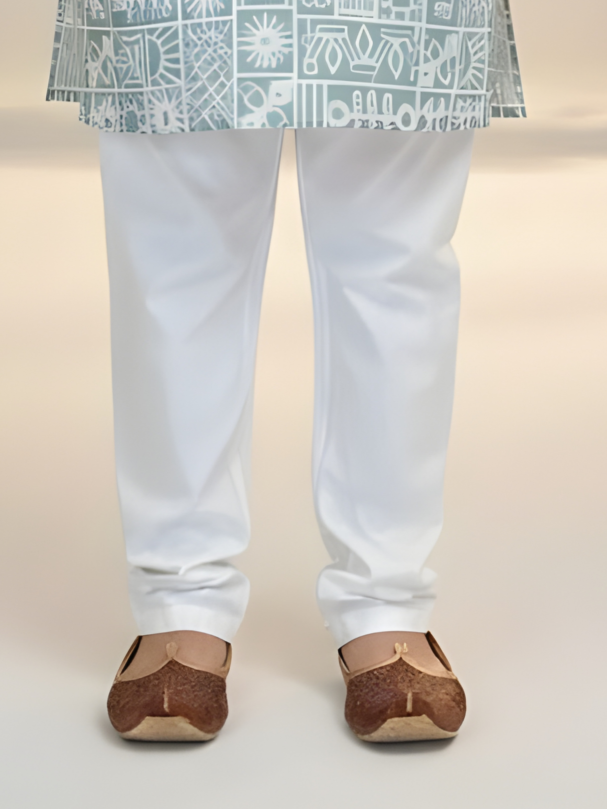 The Modern Mosaic Printed Kurta & Pajama Set (Aqua & White).