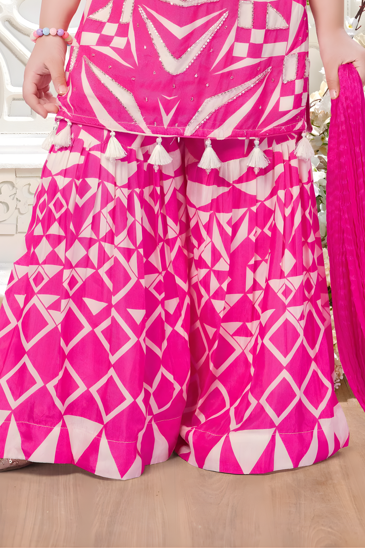 Girls' Hot Pink Geometric Print Sleeveless Sharara Set