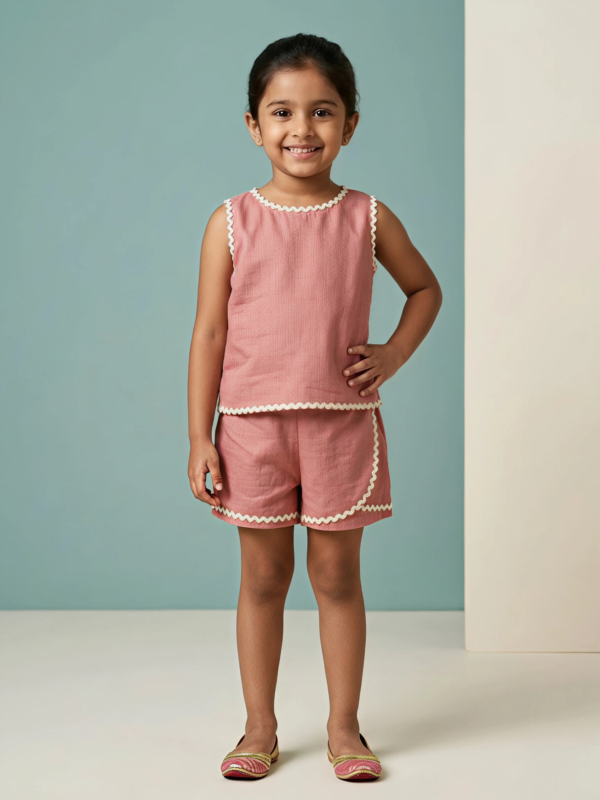 Girls Pink Scalloped Shorts Set