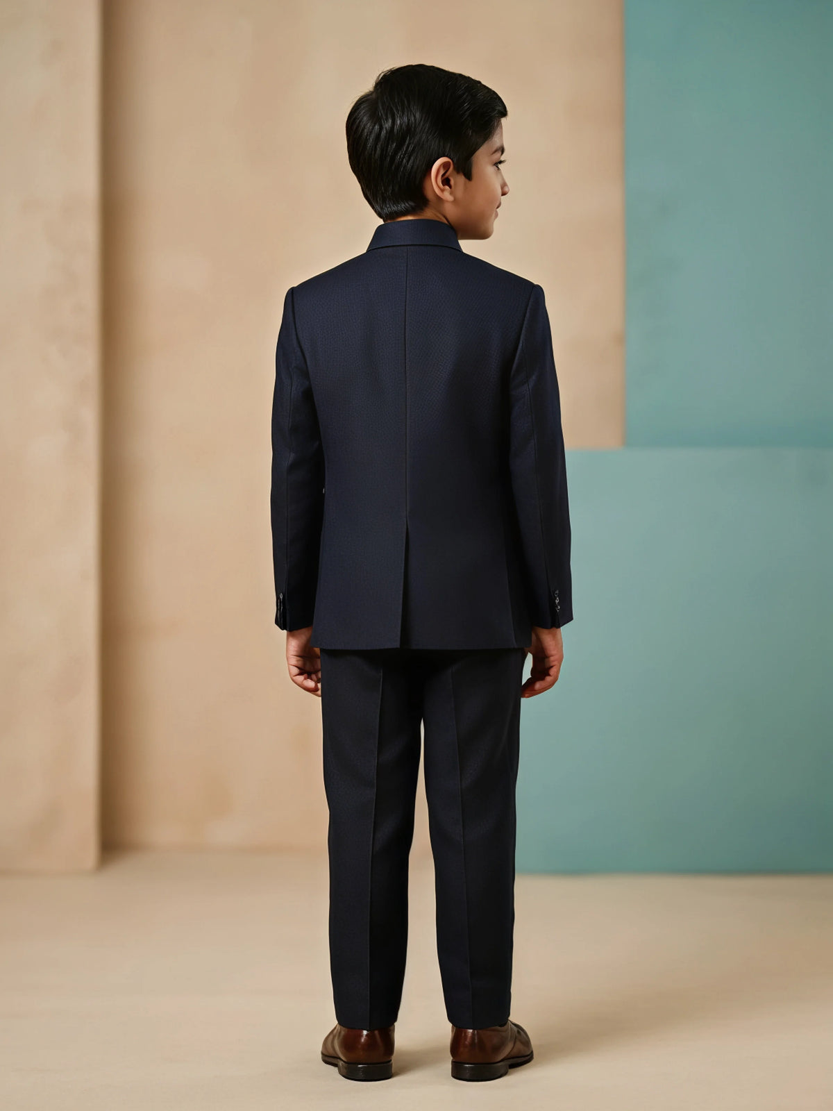 Boys Black Jodhpuri Suit Set.