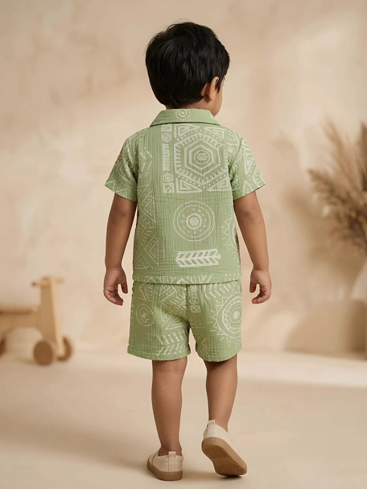 Green Geometric Line Print Boys Coordinate Set