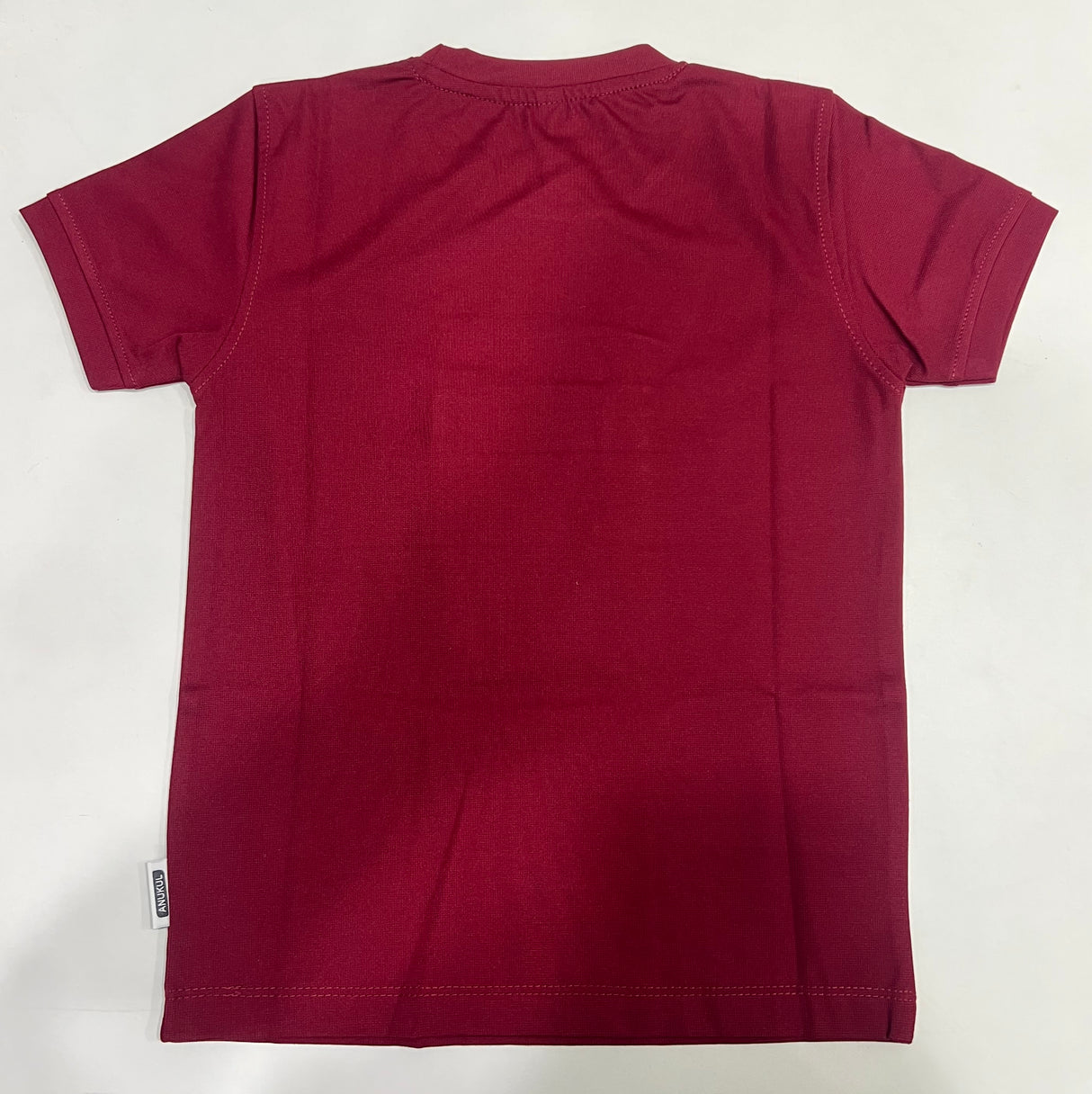 "Kids maroon Graphic T-Shirt with Backpack Print