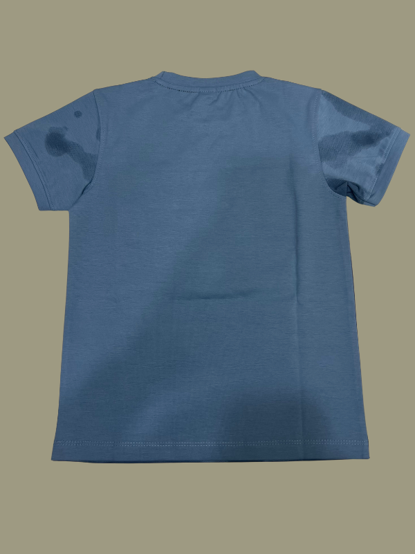blue t-shirt