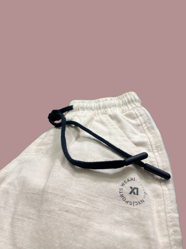 Cream-Shorts 