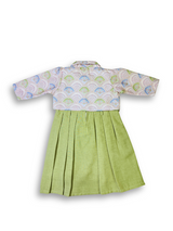 Girls' green pleated sleeveless dress paired with a detachable, short-sleeved bolero jacket featuring a light pastel fan-like print.

Export to Sheets