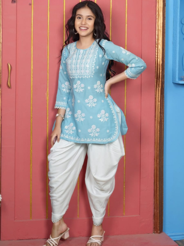 Girls Traditional 3/4th Sleeves Patiala Set - Sky Blue