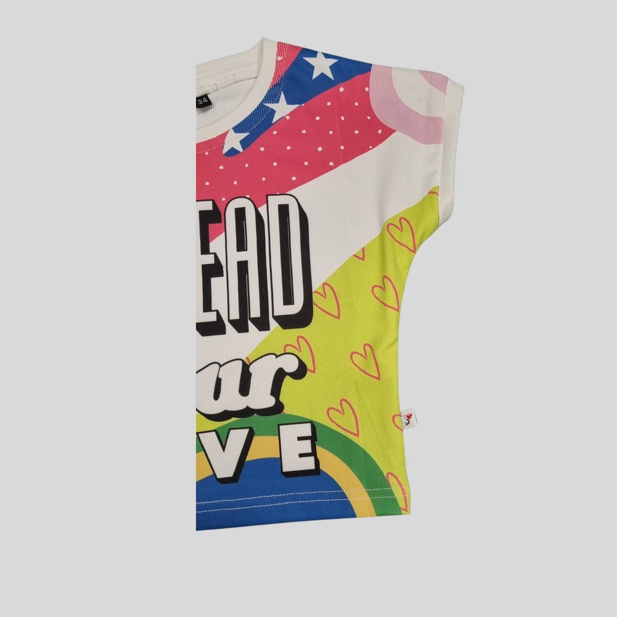 "Spread Your Love" Girls’ Graphic T-Shirt – Dynamic,Colorful & Uplifting