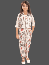 Girls Traditional 3/4th Sleeves Chuddidar Sets - Cream